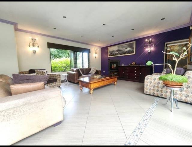 5 BEDROOM HOUSE FOR SALE IN ALBERANTE